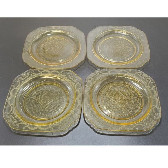 FEDERAL MADRID AMBER YELLOW DEPRESSION GLASS 7 1/2" Salad Plate Square Set of 4 - Picture 1 of 4